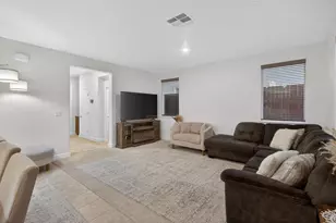 913 Puma St, Rocklin, CA 95765 - Photo 9
