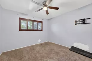 7518 Flores Way, Sacramento, CA 95822 - Photo 21