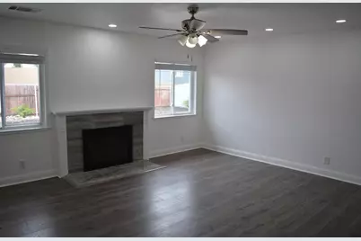 4318 Chapel Way, Sacramento, CA 95842 - Photo 9