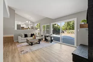 1111 Cottonwood Dr, Roseville, CA 95661 - Photo 17