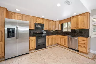 5160 Connecticut Drive #4, Sacramento, CA 95841 - Photo 3