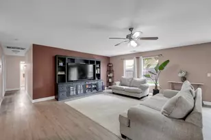 625 Periwinkle Dr, Patterson, CA 95363 - Photo 7