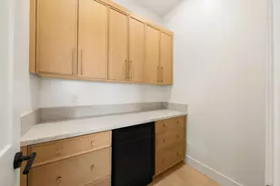 405 East St, Roseville, CA 95678 - Photo 19