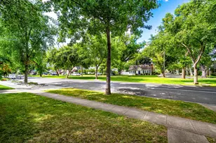 4032 T St, Sacramento, CA 95819 - Photo 27