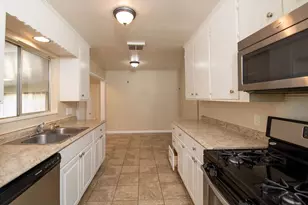 1121 Brookside Rd, Stockton, CA 95207 - Photo 9