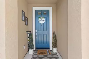 9518 Bryan Hall Way, Elk Grove, CA 95624 - Photo 7