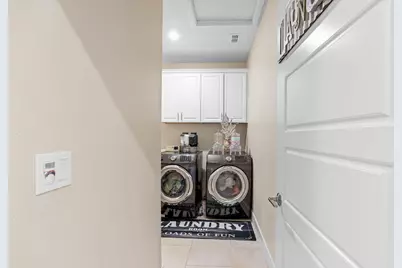 9518 Bryan Hall Way, Elk Grove, CA 95624 - Photo 39
