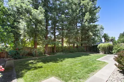 9282 Porto Vista Court, Elk Grove, CA 95624 - Photo 41
