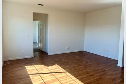 49 Sun Reign Place, Sacramento, CA 95823 - Photo 5