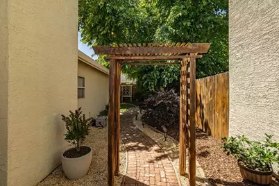 105 Moylan Court, Folsom, CA 95630 - Photo 15