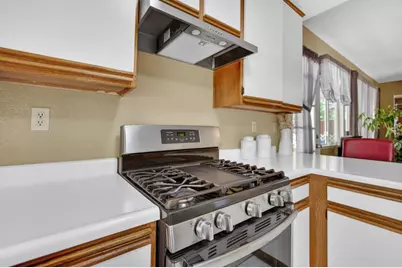 5345 Blue Sapphire Court, Elk Grove, CA 95758 - Photo 15