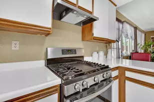 5345 Blue Sapphire Ct, Elk Grove, CA 95758 - Photo 15
