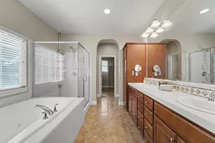 1223 E Springer Dr, Turlock, CA 95382 - Photo 27