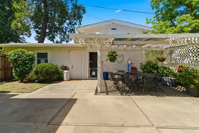 10155 E Kettleman Lane, Lodi, CA 95240 - Photo 35