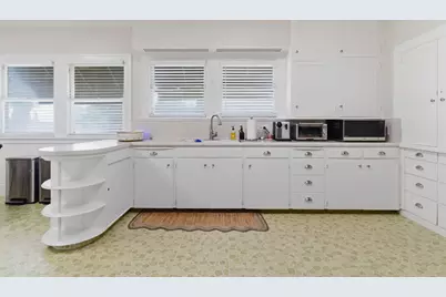 10155 E Kettleman Lane, Lodi, CA 95240 - Photo 23