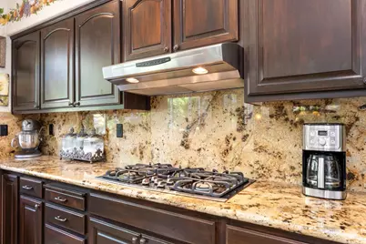 3301 Stonehurst Drive, El Dorado Hills, CA 95762 - Photo 27