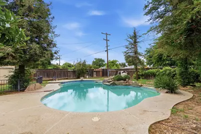 27341 Parkwood Avenue, Madera, CA 93637 - Photo 25