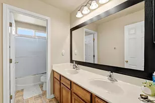 8541 Armada Ct, Elk Grove, CA 95624 - Photo 15