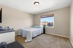 8541 Armada Ct, Elk Grove, CA 95624 - Photo 17