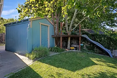1008 Suffolk Court, Winters, CA 95694 - Photo 25
