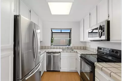 7607 Arbor Creek Circle, Dublin, CA 94568 - Photo 5