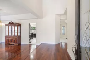 1331 Manzano Way, Sacramento, CA 95831 - Photo 11
