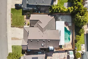1331 Manzano Way, Sacramento, CA 95831 - Photo 39