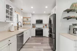 5233 Lake Knoll Ln, Fair Oaks, CA 95628 - Photo 7