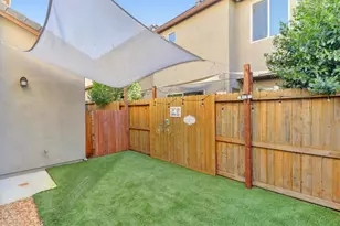 1620 Viburnum Ln, Rocklin, CA 95765 - Photo 35