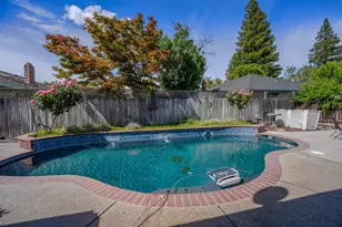 591 Rivergate Way, Sacramento, CA 95831 - Photo 33