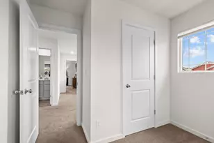 5256 Molino Cir, Roseville, CA 95747 - Photo 23