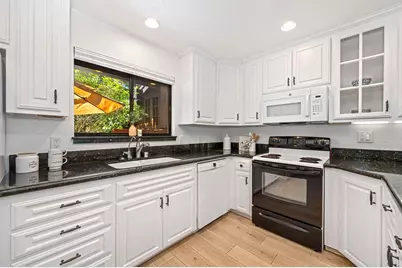 44710 Garden Ct, El Macero, CA 95618 - Photo 13