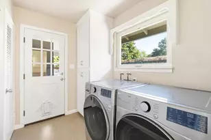 3240 Ben Lomondo Dr, Sacramento, CA 95821 - Photo 27