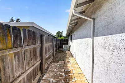 36 Southlite Circle, Sacramento, CA 95831 - Photo 47