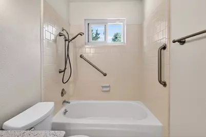 36 Southlite Circle, Sacramento, CA 95831 - Photo 31