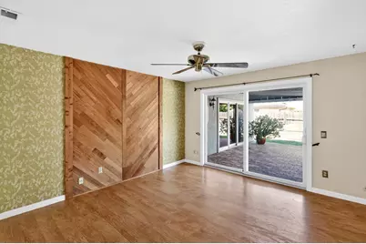 36 Southlite Circle, Sacramento, CA 95831 - Photo 25