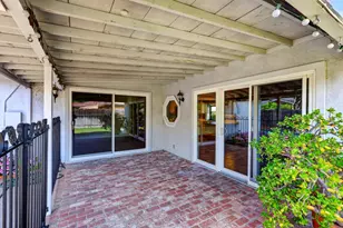 36 Southlite Cir, Sacramento, CA 95831 - Photo 35