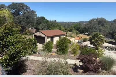 10563 Rock View Court, Auburn, CA 95602 - Photo 9