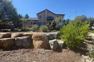 10563 Rock View Ct, Auburn, CA 95602 - Photo 13