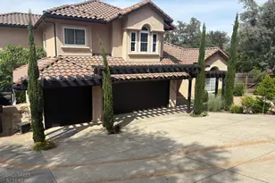 10563 Rock View Ct, Auburn, CA 95602 - Photo 1