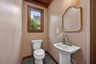 945 44th St, Sacramento, CA 95819 - Photo 53
