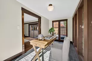 945 44th St, Sacramento, CA 95819 - Photo 27