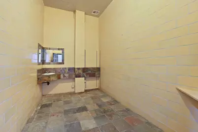 9040 E Highway 12, Victor, CA 95253 - Photo 9