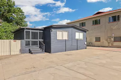 9040 E Highway 12, Victor, CA 95253 - Photo 23