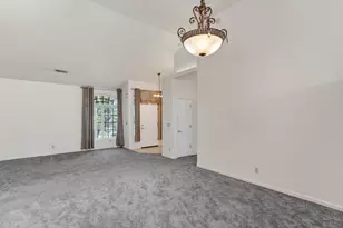 1020 Portola Valley Rd, Yuba City, CA 95993 - Photo 15