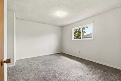 2416 San Domingo Way, Modesto, CA 95355 - Photo 17