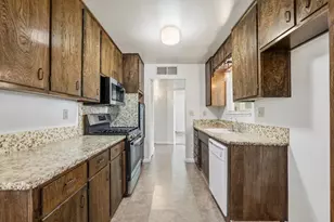 2416 San Domingo Way, Modesto, CA 95355 - Photo 9