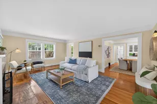 1026 37th St, Sacramento, CA 95816 - Photo 5