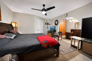 7962 Graylodge Ct, Sacramento, CA 95828 - Photo 27