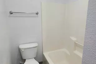 665 S Coalinga St, Coalinga, CA 93210 - Photo 9